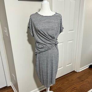 GAP Soft-Spun Midi T-Shirt Twist-Knot Dress